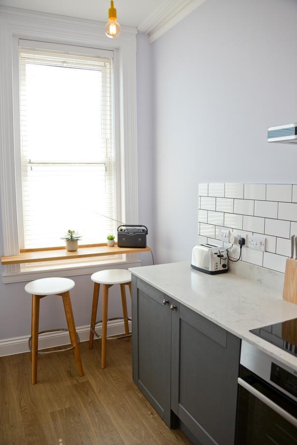Seaview Apartment เวอร์ทิง ภายนอก รูปภาพ